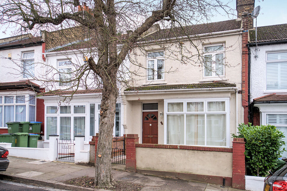Main image of 3 bedroom Property to rent, Congress Road, London, SE2