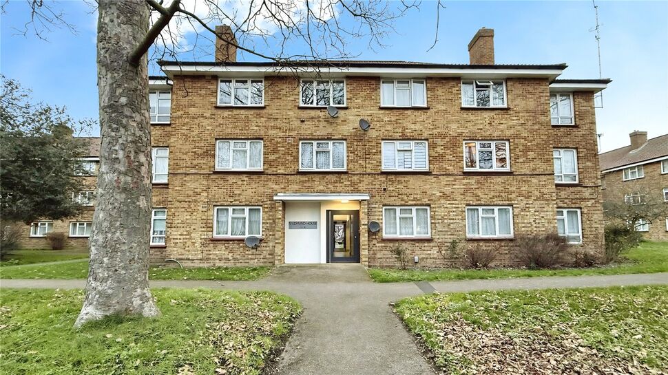 Main image of 3 bedroom Flat to rent, Woolwich Road, London, SE2