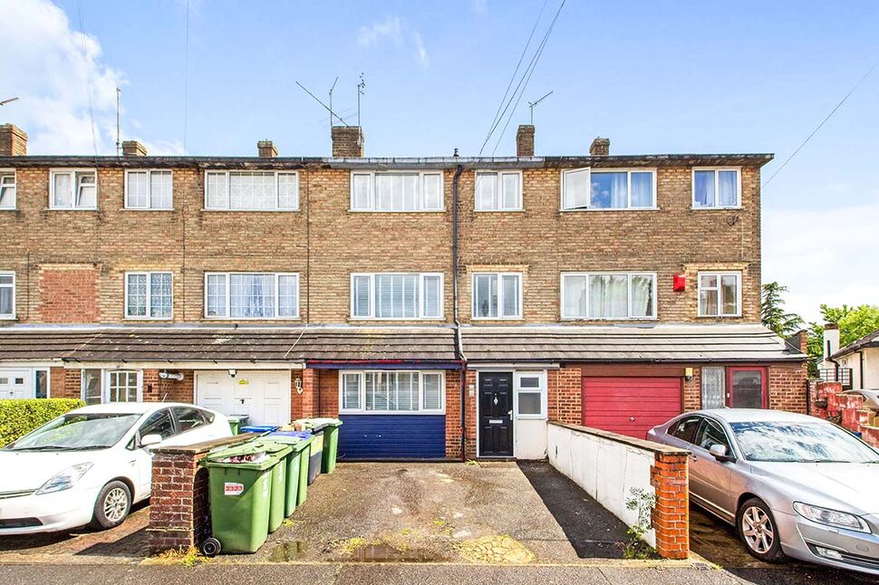 Main image of 5 bedroom House to rent, Sydney Road, London, SE2