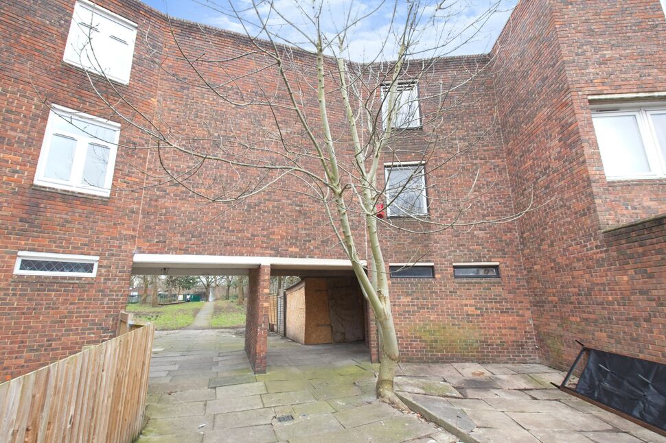 Main image of 3 bedroom Mid Terrace House for sale, Disraeli Close, London, SE28