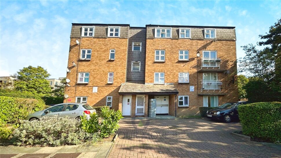Main image of 1 bedroom Flat to rent, Garrick Drive, London, SE28