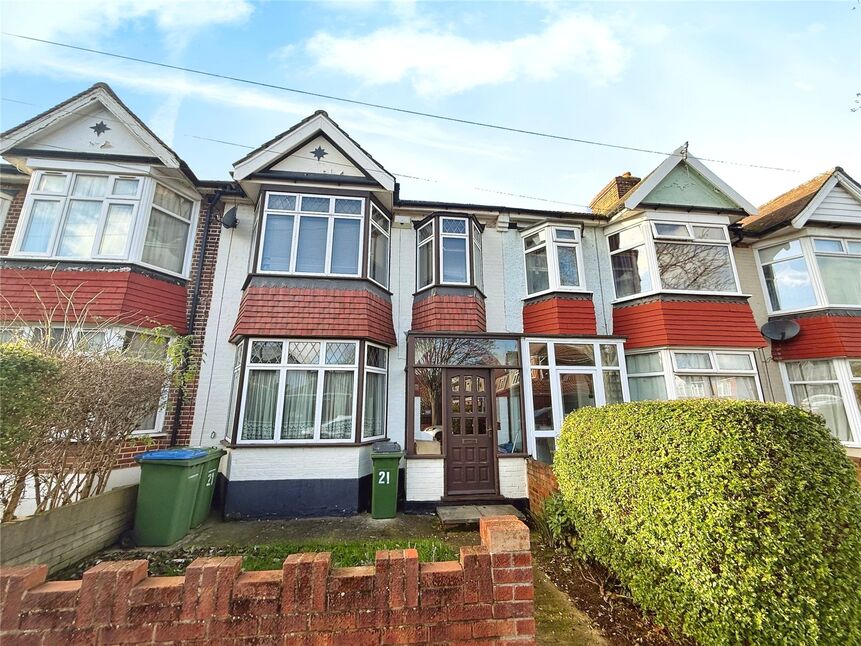 Main image of 3 bedroom Mid Terrace House for sale, Bendmore Avenue, London, SE2