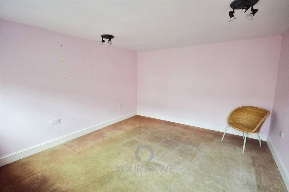 2 bedroom Mid Terrace House for sale, Rochdale Road, London, SE2 £425,000