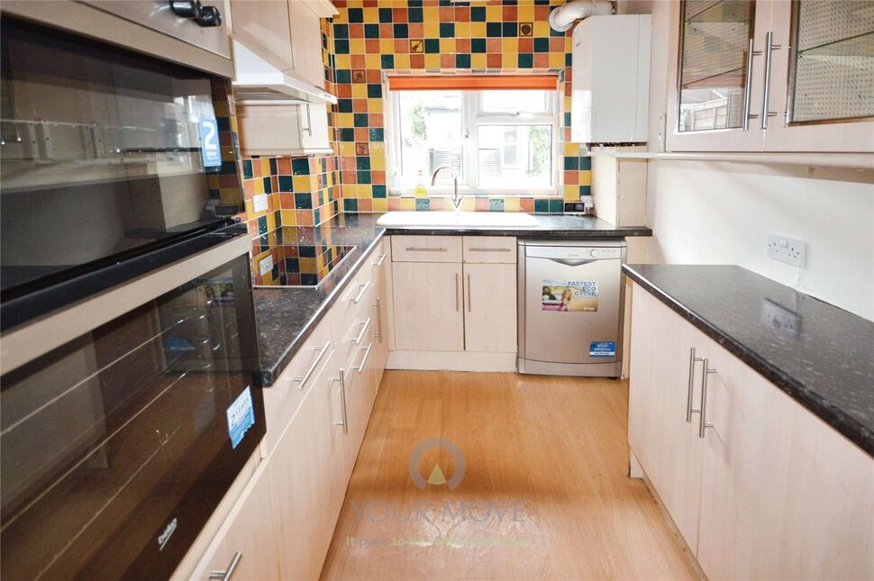 2 bedroom Mid Terrace House for sale, Rochdale Road, London, SE2 £425,000