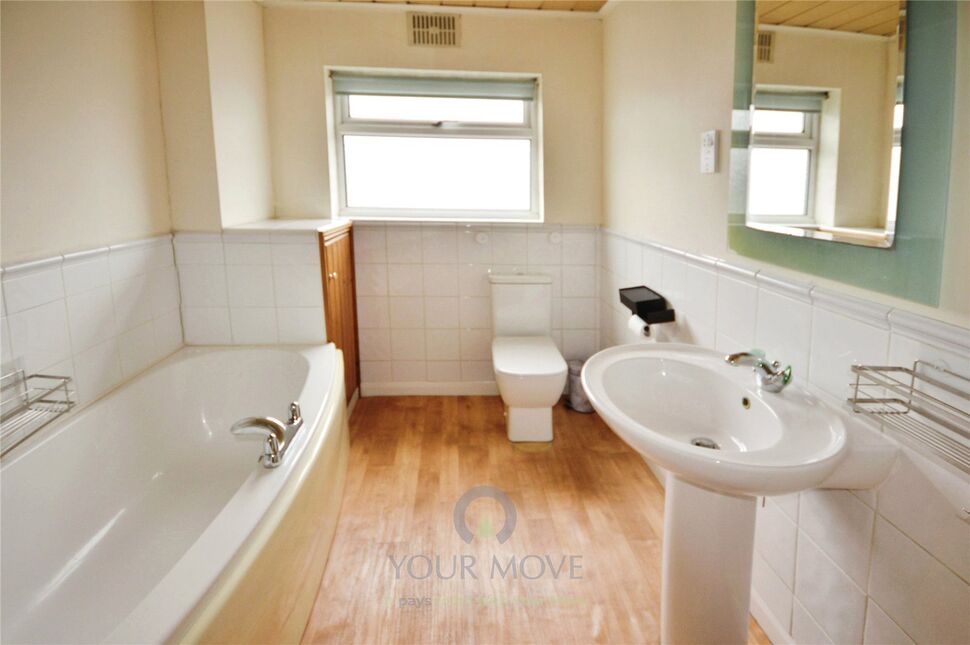 2 bedroom Mid Terrace House for sale, Rochdale Road, London, SE2 £425,000