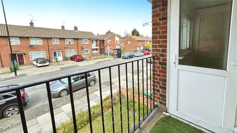 Main image of 1 bedroom Flat to rent, Eynsham Drive, London, SE2