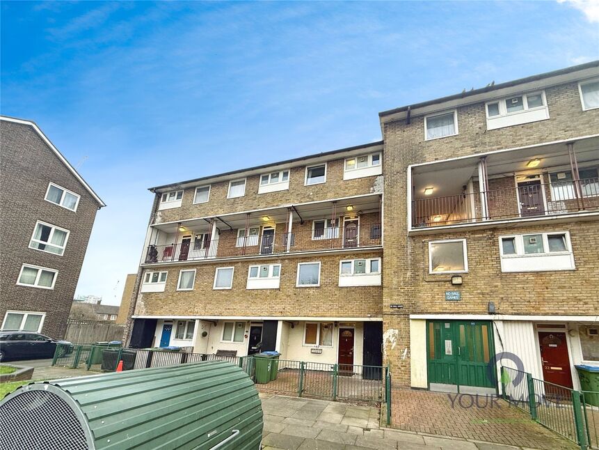 Main image of 4 bedroom Flat for sale, Sewell Road, London, SE2