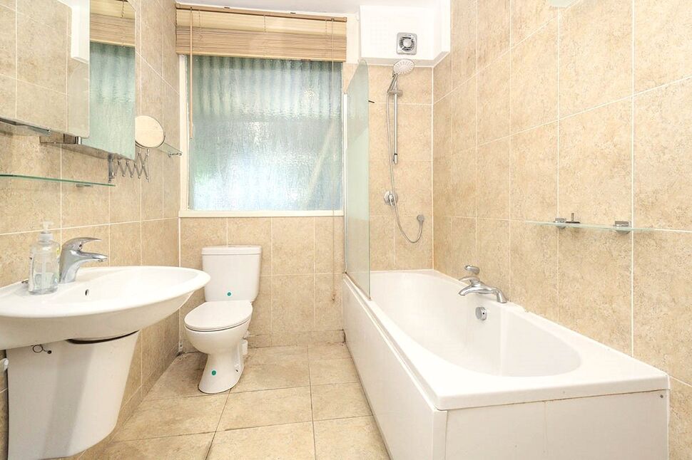 Bathroom / WC / ground floor