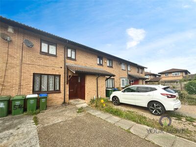 3 bedroom Mid Terrace House for sale