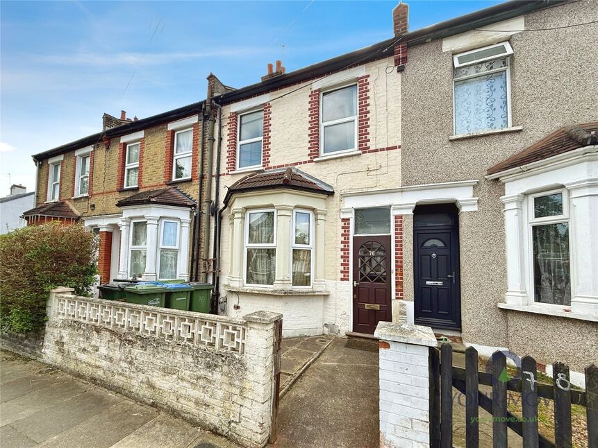 2 bedroom Mid Terrace House for sale