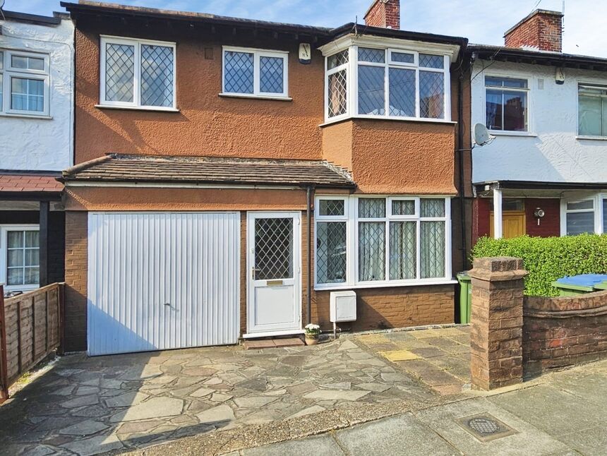 Main image of 4 bedroom Mid Terrace House for sale, Commonwealth Way, London, SE2
