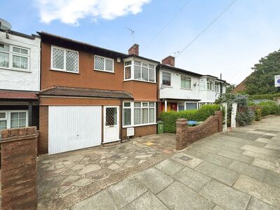 Commonwealth Way, 4 bedroom End Terrace House for sale, &pound;525,000