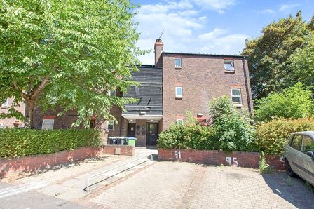 1 bedroom  Flat for sale