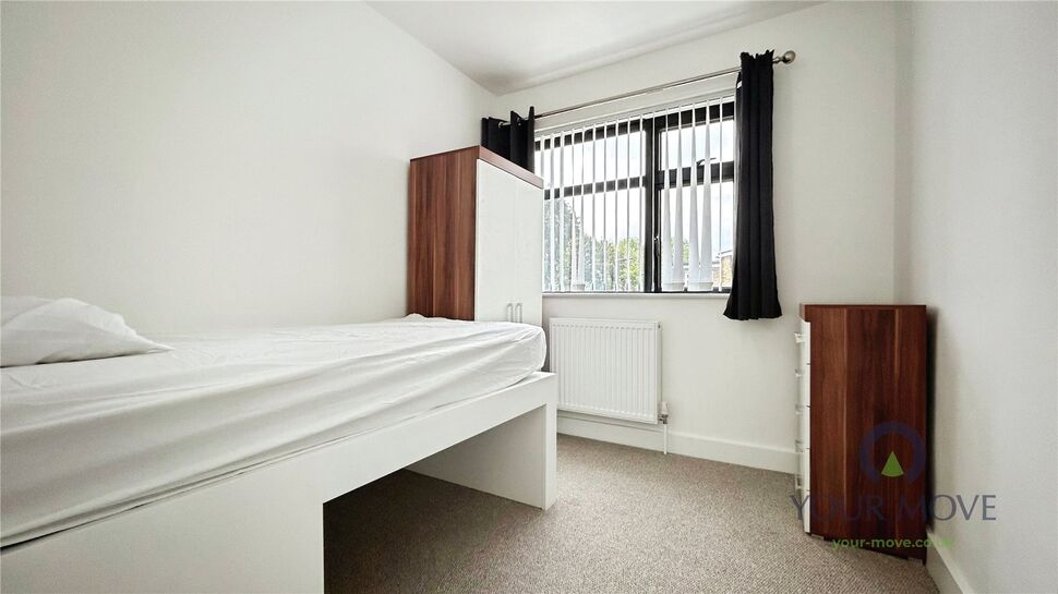 1 bedroom  Room to rent