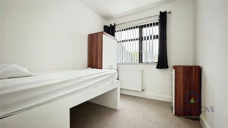 Bracondale Road, 1 bedroom  Room to rent, £800 pcm