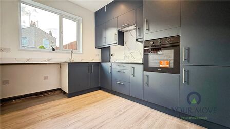 Owenite Street, 5 bedroom Mid Terrace House to rent, &pound;2,950 pcm