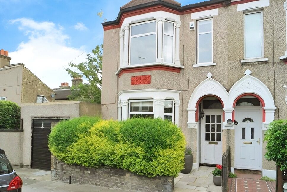 Main image of 3 bedroom End Terrace House to rent, Bostall Lane, London, SE2