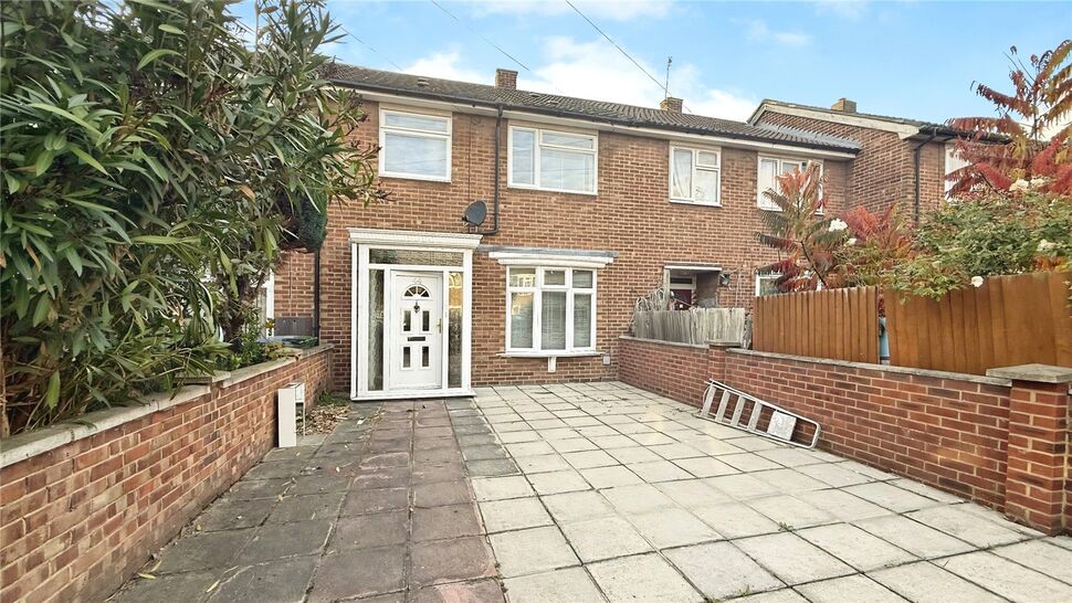 Main image of 3 bedroom Mid Terrace House to rent, Mottisfont Road, London, SE2