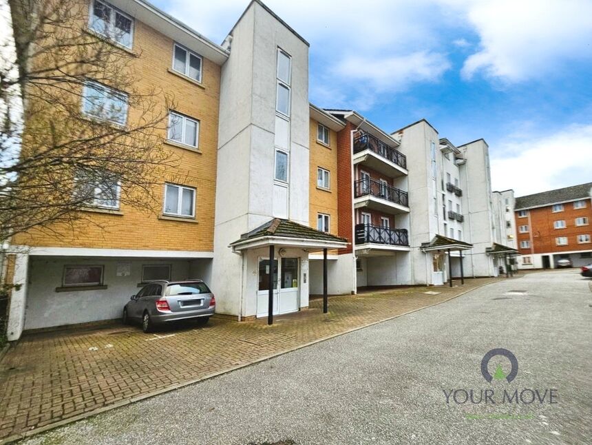 Main image of 2 bedroom Flat for sale, Hermitage Close, London, SE2