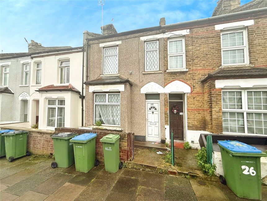 Main image of 2 bedroom Mid Terrace House for sale, Kentmere Road, London, SE18