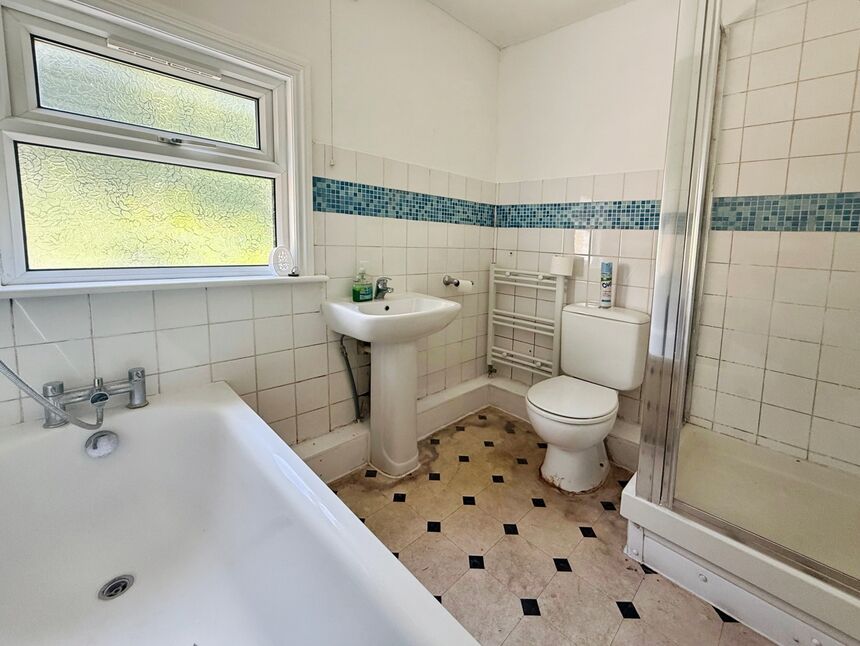 Bathroom / WC
