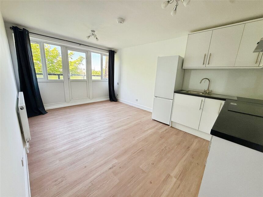 Open Plan Reception / Kitchen