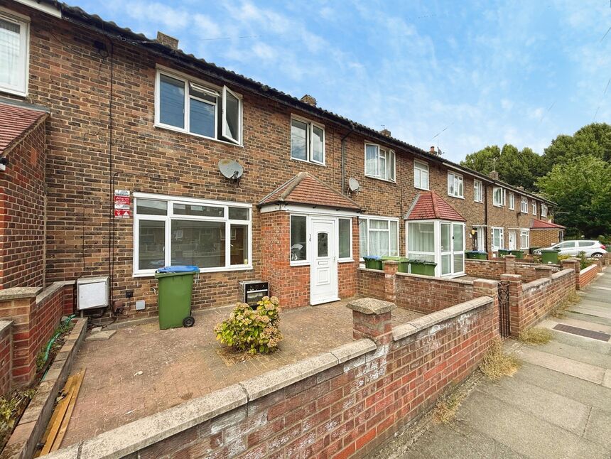 Main image of 3 bedroom Mid Terrace House for sale, Finchale Road, London, SE2