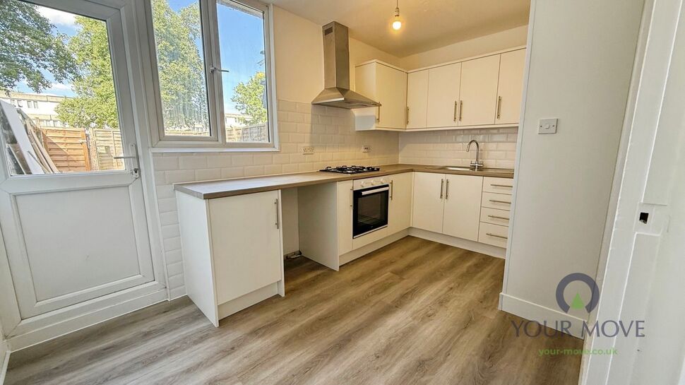 Main image of 4 bedroom Mid Terrace House to rent, Mangold Way, Erith, DA18