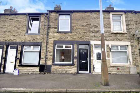 Dyson Street, 1 bedroom Mid Terrace House to rent, £575 pcm