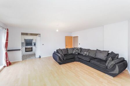 2 bedroom  Flat to rent