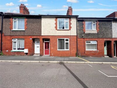 Clifford Street, 2 bedroom Mid Terrace House for sale, £100,000