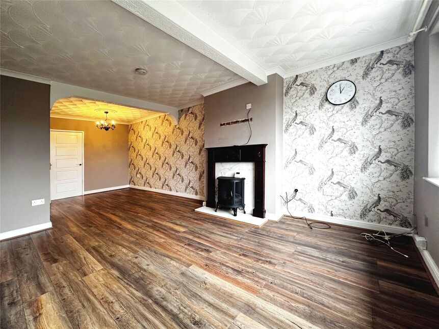 3 bedroom Semi Detached House for sale, Lynwood Drive, Barnsley, S71