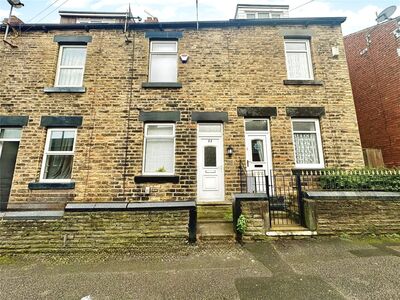 Blenheim Road, 2 bedroom Mid Terrace House for sale, £100,000