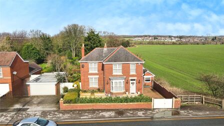 Doncaster Road, 4 bedroom Detached House for sale, £575,000