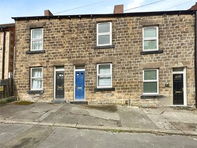 Bank Street, 2 bedroom Mid Terrace House for sale, £100,000