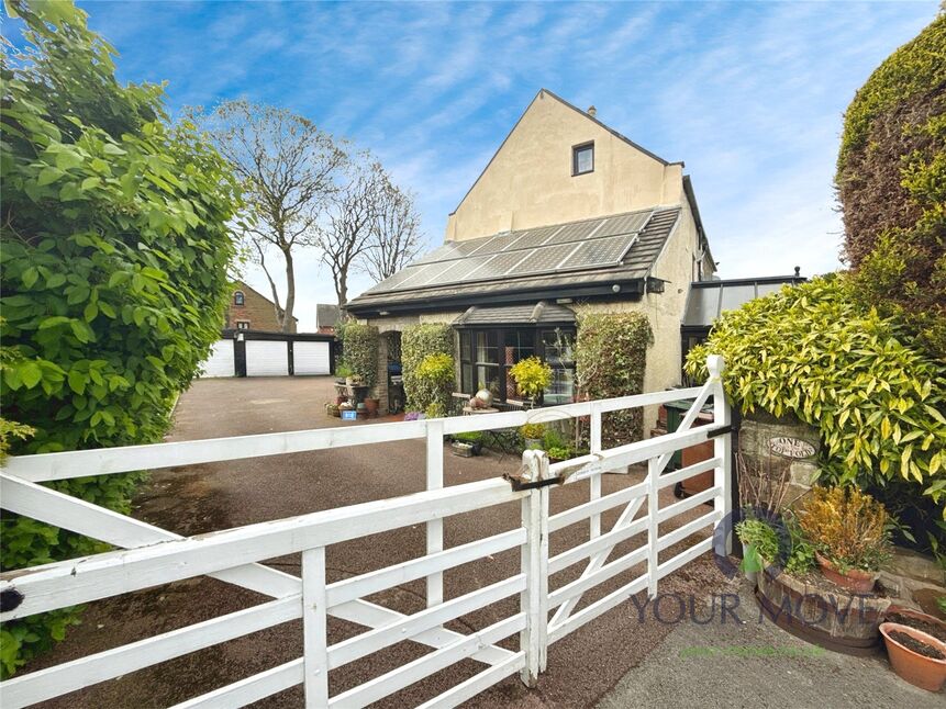 3 bedroom Semi Detached Property for sale
