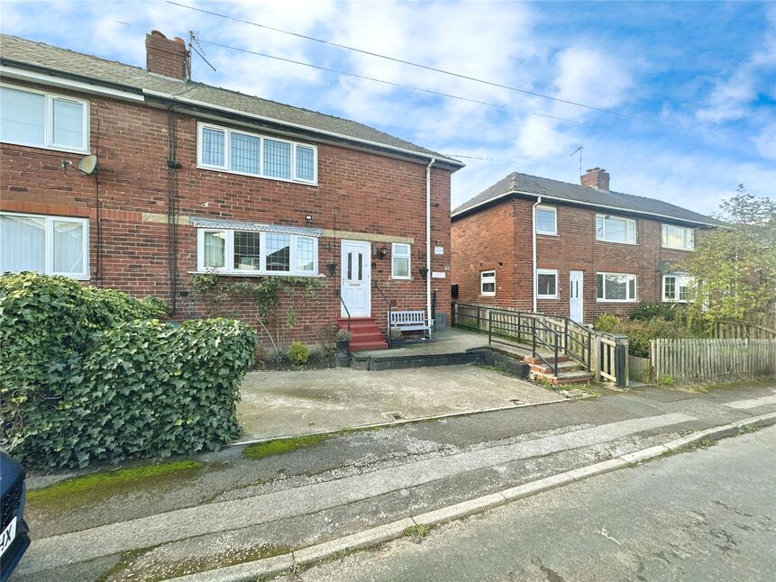 Main image of 3 bedroom Semi Detached House for sale, Highstone Vale, Barnsley, South Yorkshire, S70