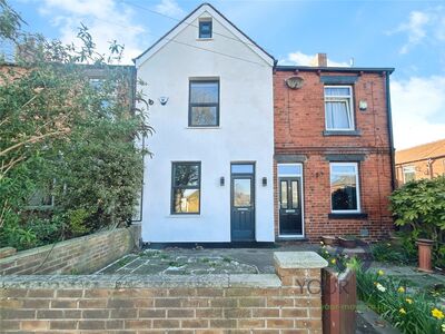 2 bedroom Mid Terrace House to rent