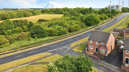 Appleby Garth, 4 bedroom Detached House for sale, £325,000