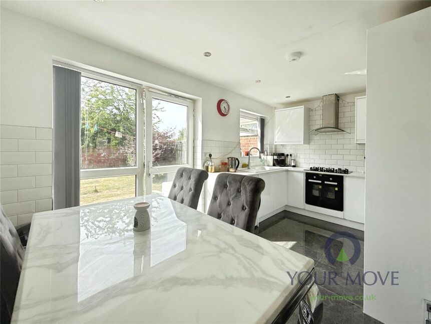 Kitchen / Diner