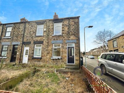 2 bedroom Mid Terrace House to rent