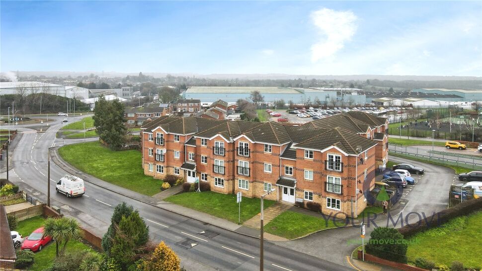 Main image of 2 bedroom Flat for sale, Carlton Court, Barnsley, South Yorkshire, S71