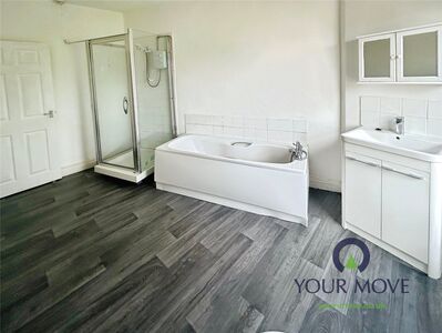 2 bedroom End Terrace House to rent