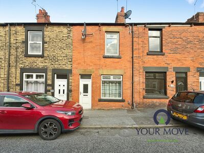 2 bedroom Mid Terrace House for sale
