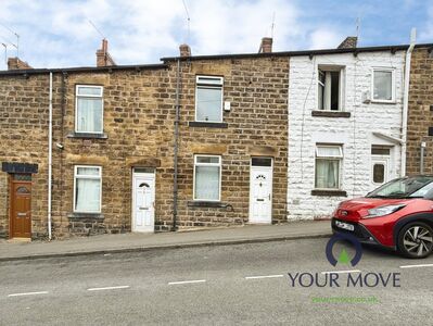 2 bedroom Mid Terrace House for sale