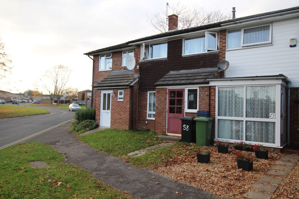 Main image of 3 bedroom Mid Terrace House to rent, Stukeley Road, Basingstoke, Hampshire, RG21