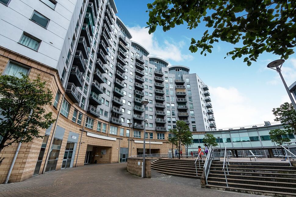 Main image of 2 bedroom Flat to rent, Crown Heights  Alencon Link, Basingstoke, Hampshire, RG21