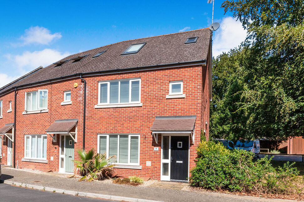 Main image of 3 bedroom Semi Detached House to rent, Basswood Drive, Basingstoke, Hampshire, RG24