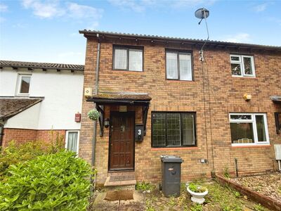 3 bedroom Mid Terrace House to rent