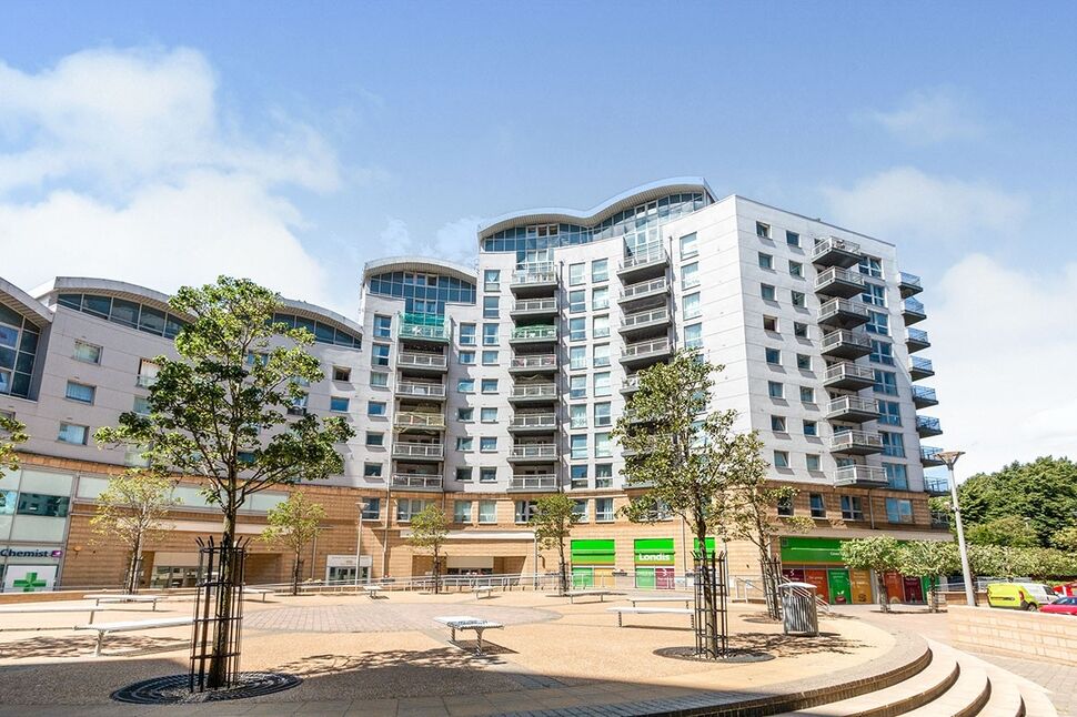 Main image of 2 bedroom  Flat to rent, Alencon Link, Basingstoke, Hampshire, RG21